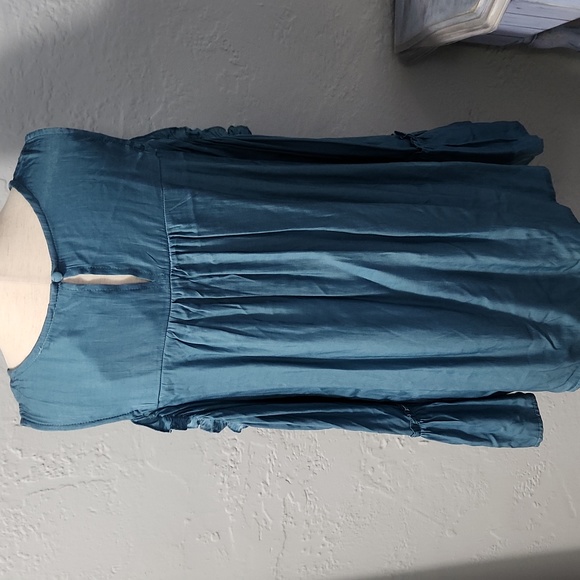 NEW Kori Cold Shoulder Tunic - Picture 8 of 12